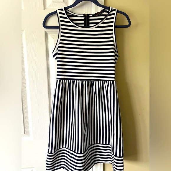 Outback Red Navy & White Dress - Picture 1 of 3